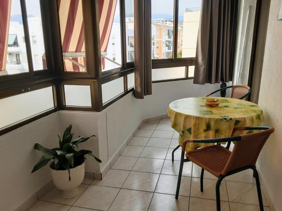 Apartamento Centro De เนร์คา ภายนอก รูปภาพ